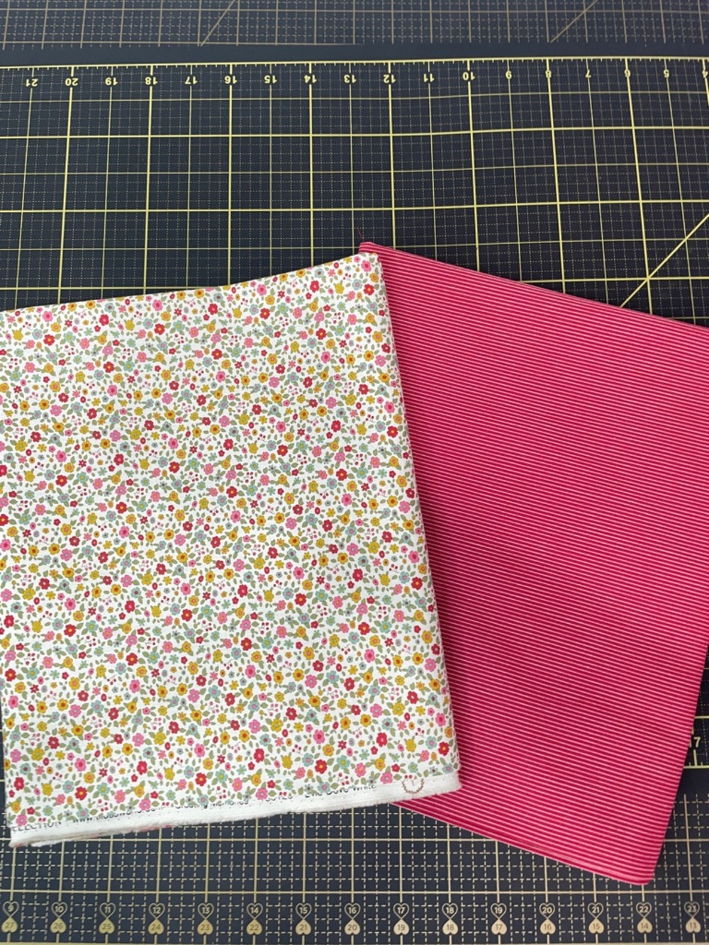Tilda Creating Memories Evie Dove White & Woven Tinystripe Red